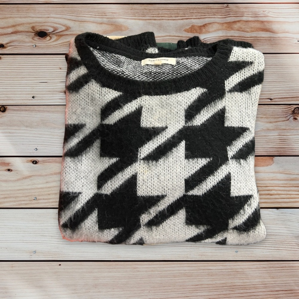 Chic Soul sweater black & white houndstooth print size 2XL